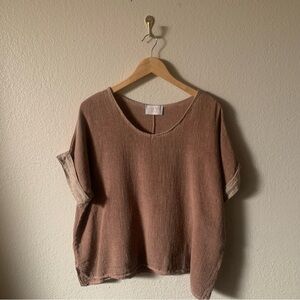 Talulah Linen Blend Relaxed Boxy Scoop Neck Top in Mauve Brown